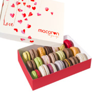 Кутия с 21 макарона