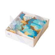 Синя бебешка кутия с рисувани сладки